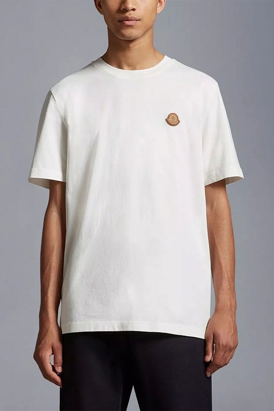 Мужская белая футболка Moncler logo-badge