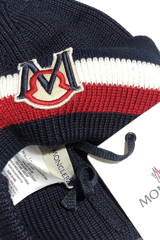 Мужская брендовая шапка Moncler тёмно-синего цвета
