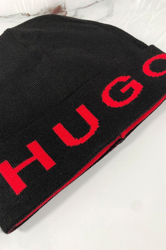 Мужская чёрная шапка Hugo Boss