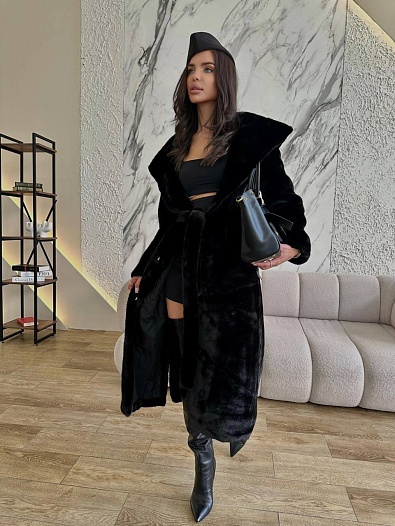 Женская эко шуба из стриженной норки чёрного цвета   