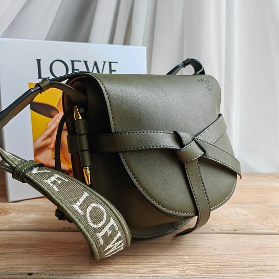 Женская кожаная сумка Loewe Gate small 21x20 см (3 расцветки)