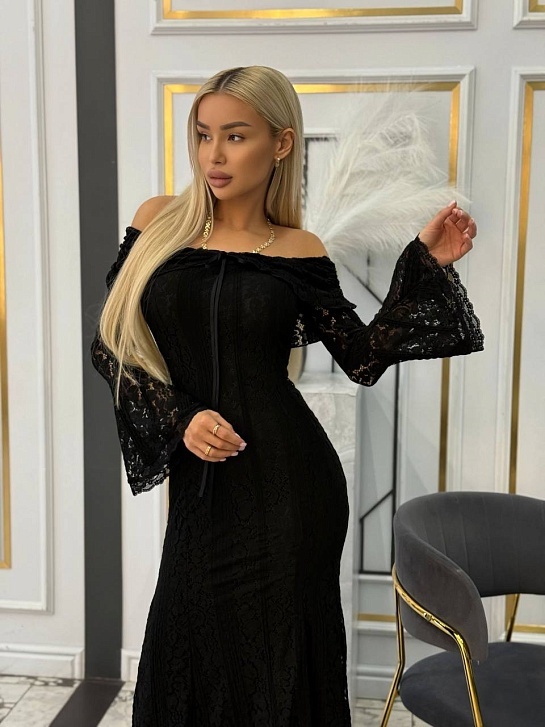 Кружевное женское платье с открытыми плечами MIU MIU