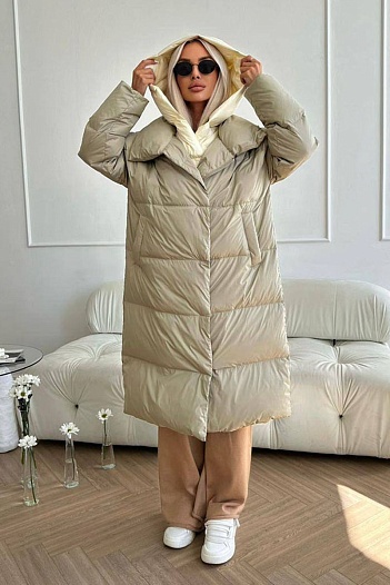 Женский зелёный пуховик Max Mara   