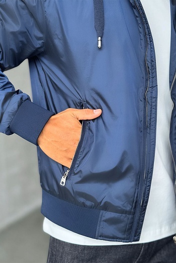 Мужская синяя ветровка Dolce & Gabbana logo-plaque   