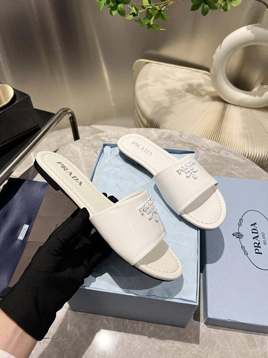 Женские кожаные шлёпанцы Prada Premium - White