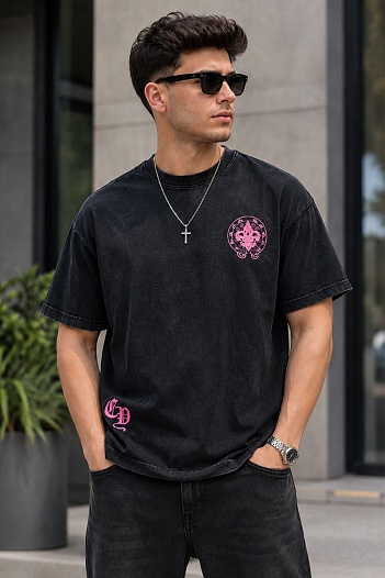 Чёрная оверсайз футболка Gothic logo   
