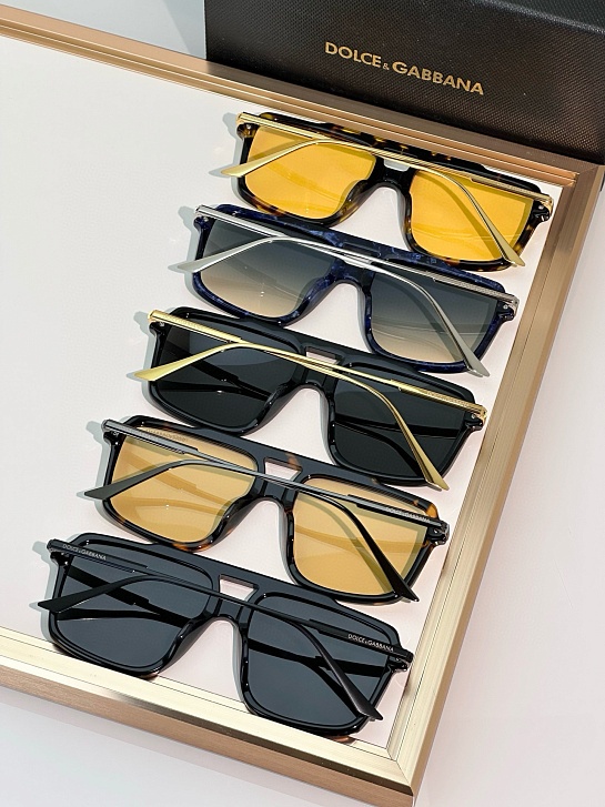Солнцезащитные очки Dolce & Gabbana Striped Ochre
