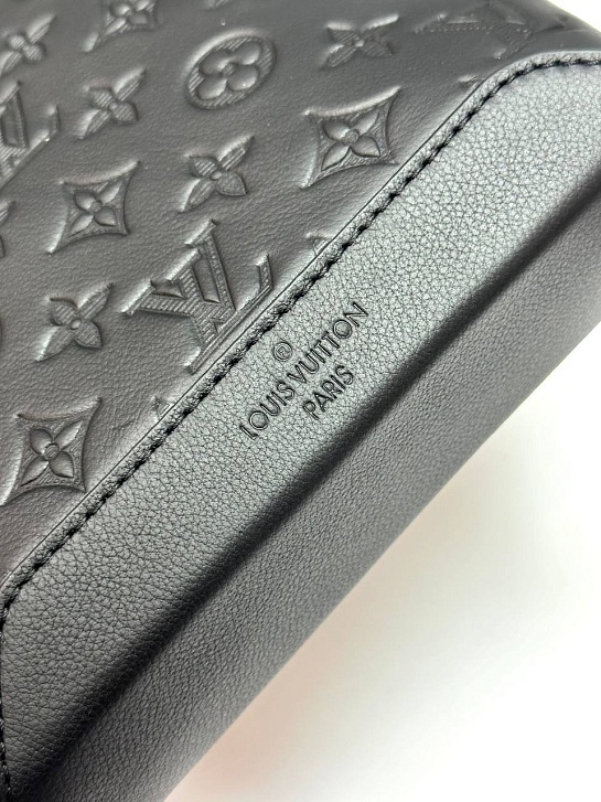 Сумка-слинг Louis Vuitton Duo Premium 20x42x6 см