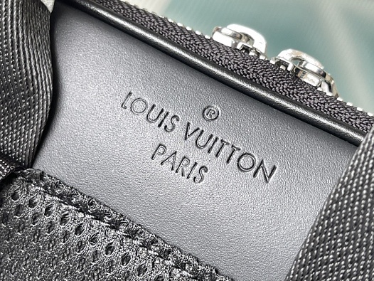 Кожаный рюкзак Louis Vuitton Michael Damier Infini Premium 42x29x13 см   