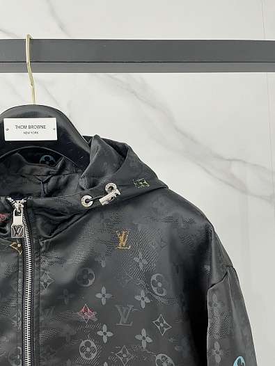 Ветровка чёрного цвета Louis Vuitton Monogram   
