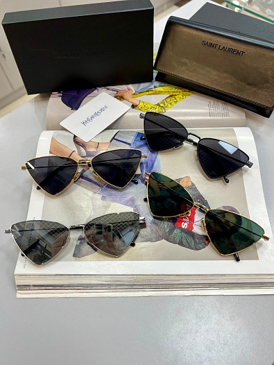 Ссолнцезащитные очки Yves Saint Laurent Jerry   