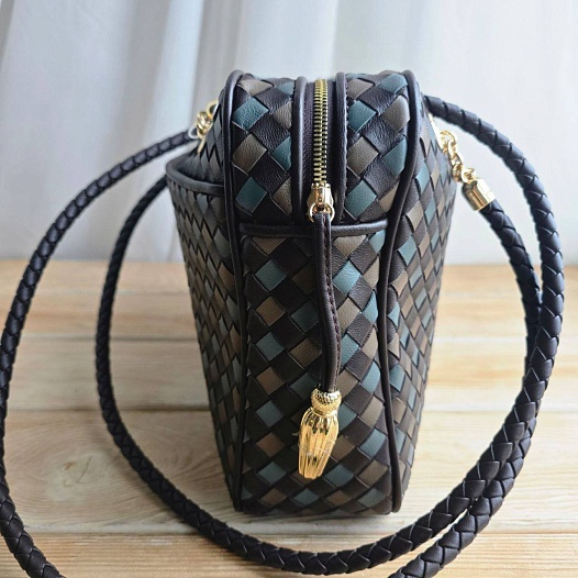 Кожаная сумка Bottega Veneta Mckenzie 27x13 см   