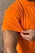 Оранжевая мужская футболка с патчем на плече Stone Island