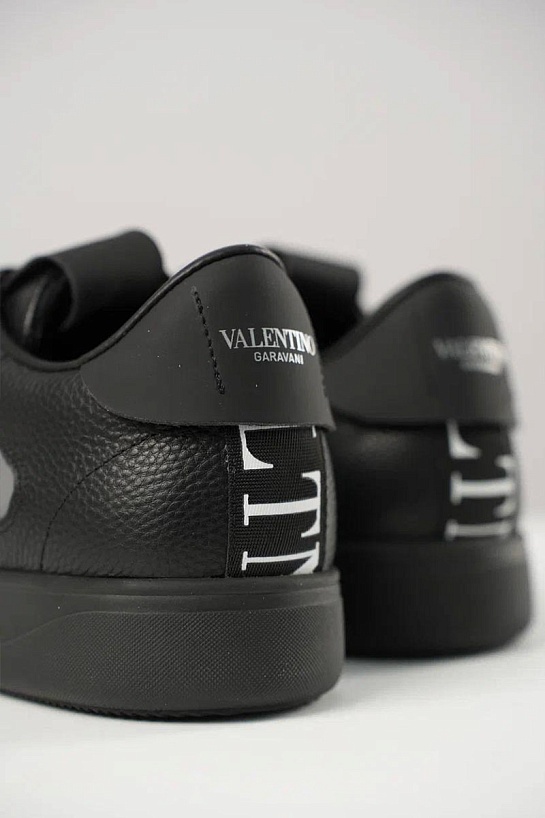Кожаные кроссовки Valentino VL7N low-top - Black