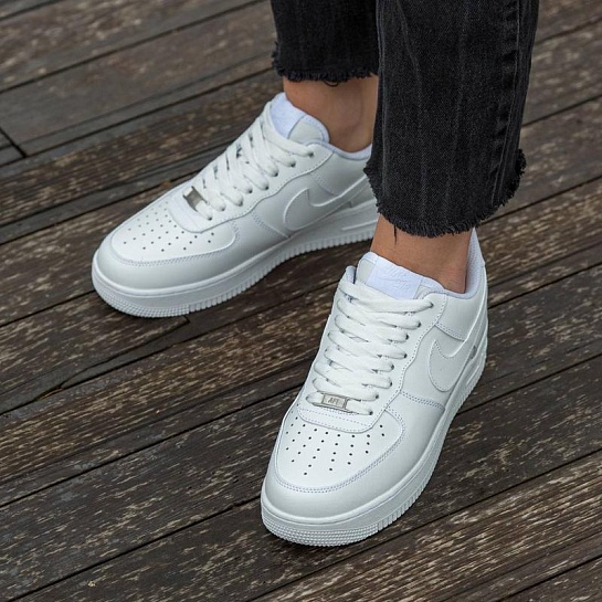 Кроссовки Nike Air Force 1 Low "Triple White" premium