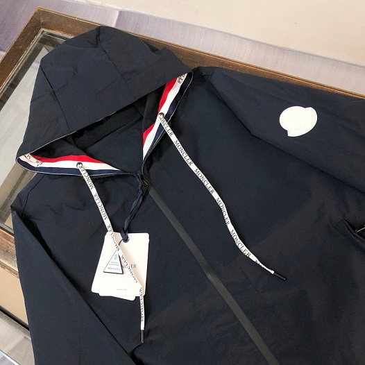 Тёмно-синяя ветровка Moncler Carles logo-patch   