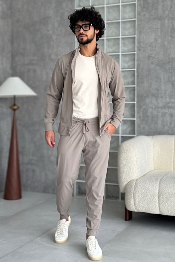 Спортивные штаны Hugo Boss бежевого цвета   