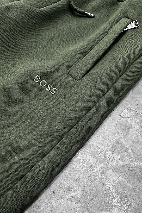 Штаны на флисе Hugo Boss зелёного цвета