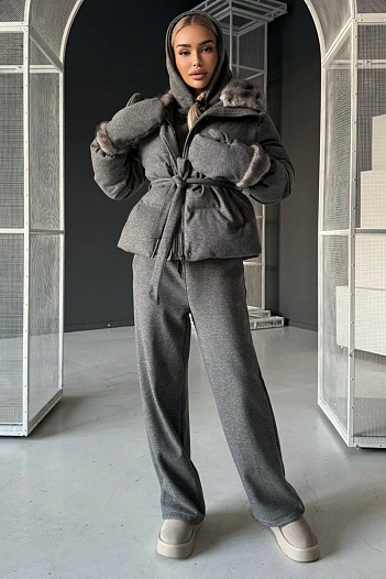 Серый женский костюм тройка на флисе Loro Piana   