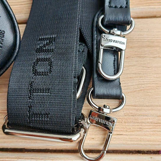 Кожаная сумка Louis Vuitton Trio Messenger Monogram 25x18 см