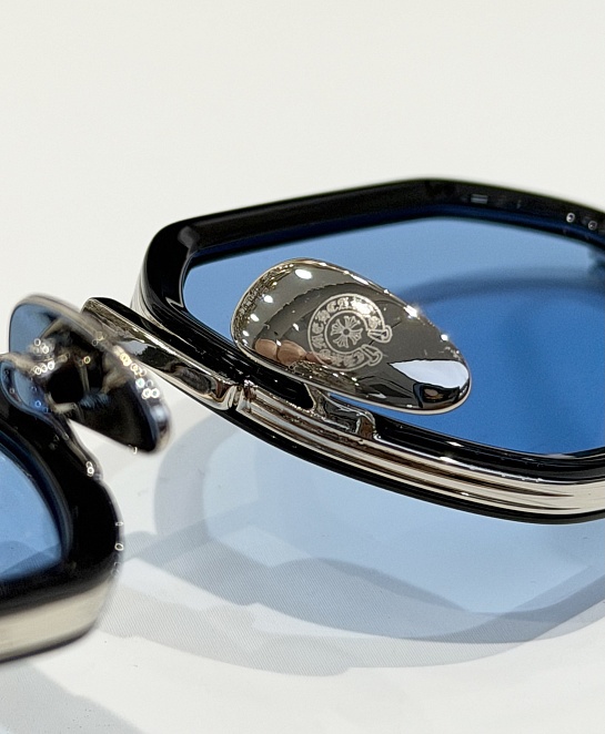 Солнцезащитные очки Chrome Hearts Stylida 