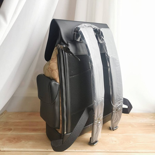 Кожаный рюкзак Coach Rivington 40x30 см   