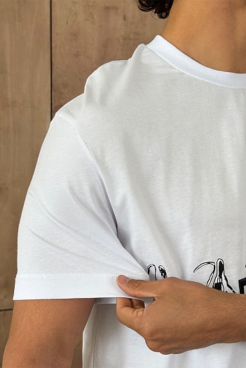 Белая оверсайз футболка Givenchy embossed logo   