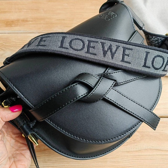 Женская кожаная сумка Loewe Gate small 21x20 см (3 расцветки)