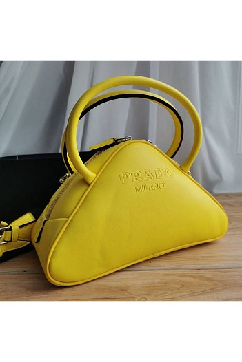 Кожаная сумка Prada Triangle 25x15x11 см (3 расцветки)   