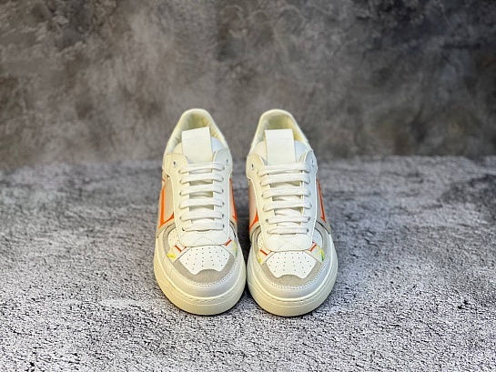 Женские кожаные кроссовки Valentino Gavani