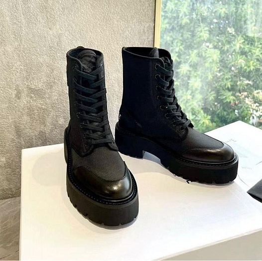 Женские ботинки Celine чёрного цвета   