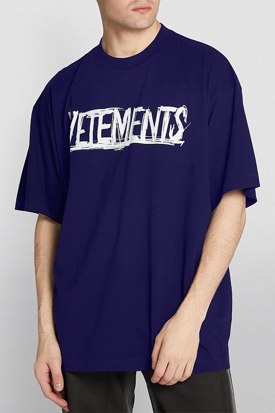 Фиолетовая оверсайз футболка Vetements world tour
