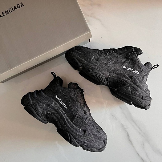 Женские кроссовки Balenciaga Triple S Premium - Black   