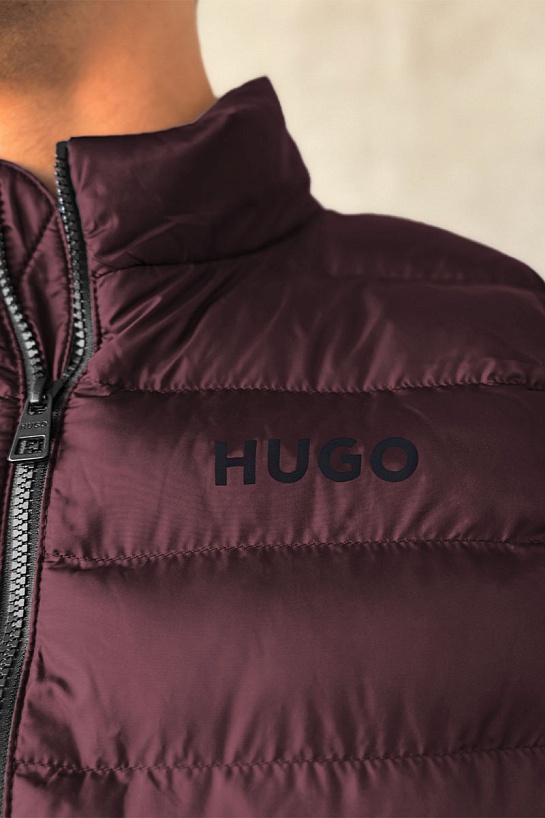 Мужской бордовый жилет Hugo Boss