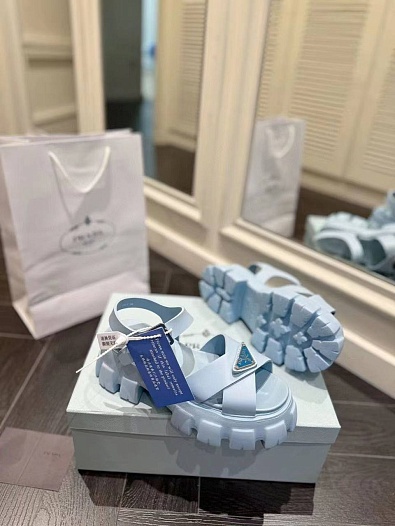 Женские кожаные сандалии Prada Monolith Fisherman - Blue   