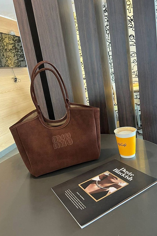 Замшевая сумка MIU MIU 43x20 см