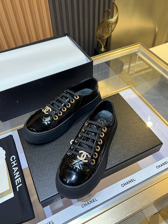 Женские кожаные кроссовки Chanel Premium - Black
