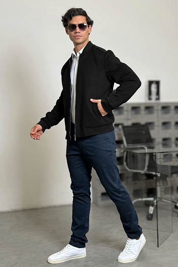 Мужской бомбер Loro Piana чёрного цвета   