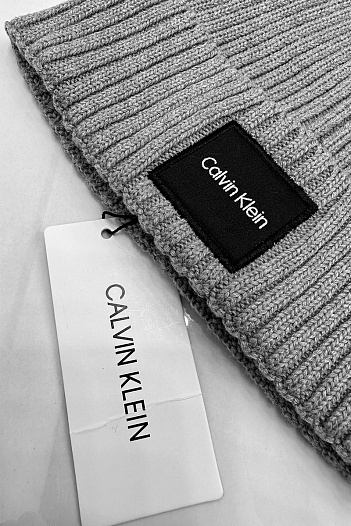 Серая шапка Calvin Klein logo-patch   