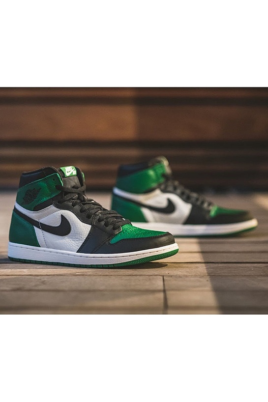 Кроссовки Nike Air Jordan 1 Retro High "Pine Green"