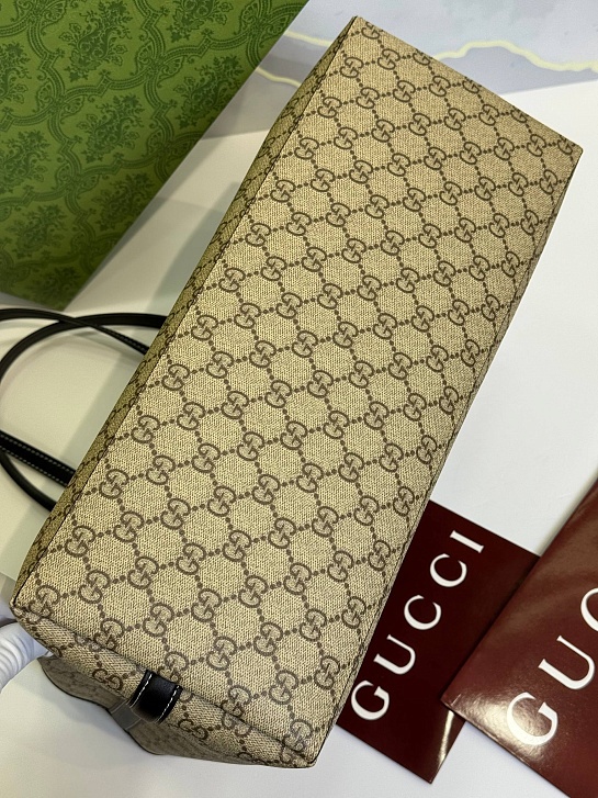 Кожаная сумка Gucci GG Emblem premium 38x25x15 см