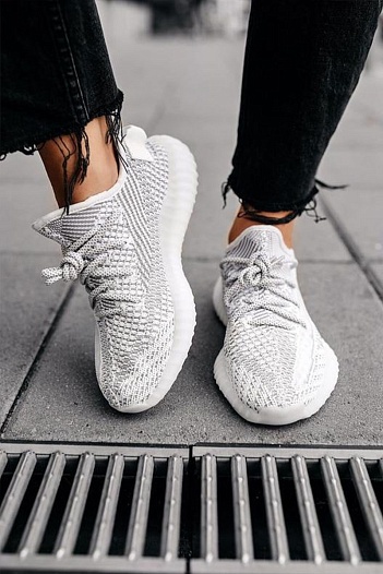 Кроссовки Adidas Yeezy Boost 350 V2 "Static"   