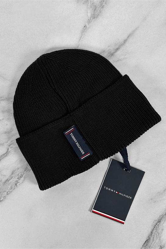 Мужская чёрная шапка Tommy Hilfiger logo-patch
