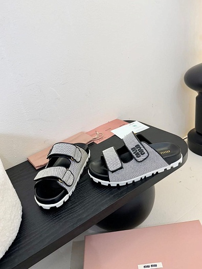 Женские шлёпанцы MIU MIU серого цвета   