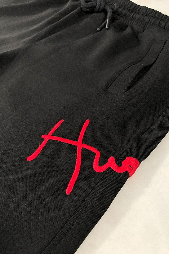 Мужские черные штаны Hugo Boss