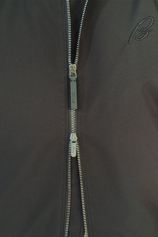 Мужская чёрная ветровка Brioni logo-embroidered