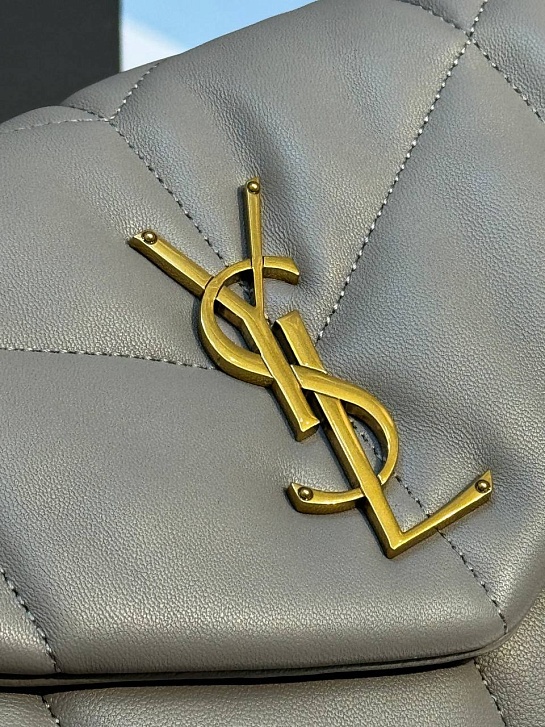 Кожаная сумка Yves Saint Laurent LouLou premium 28x17x9 см