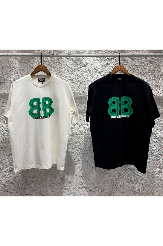 Белая оверсайз футболка Balenciaga logo print