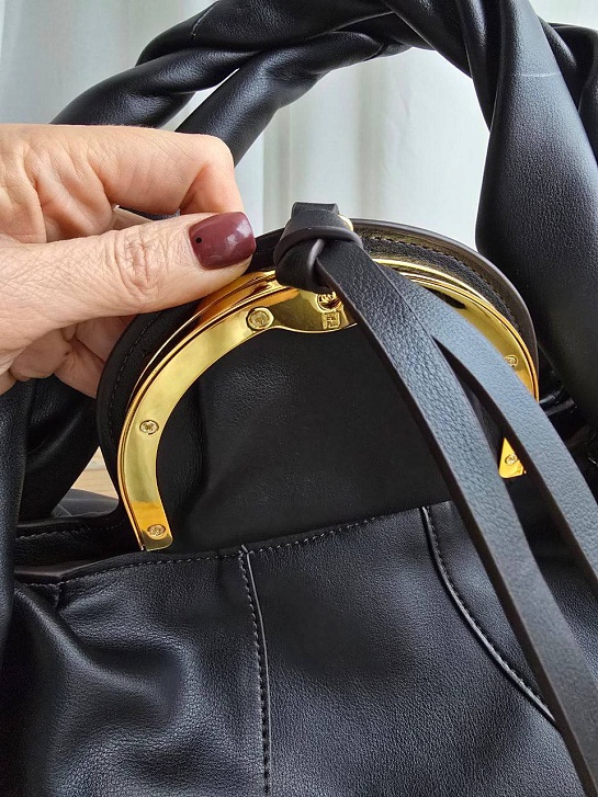 Кожаная сумка Fendi Spy - Black 38x29 см