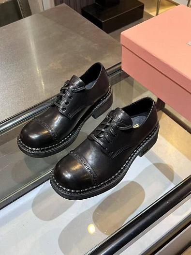 Женские кожаные ботинки дерби MIU MIU   